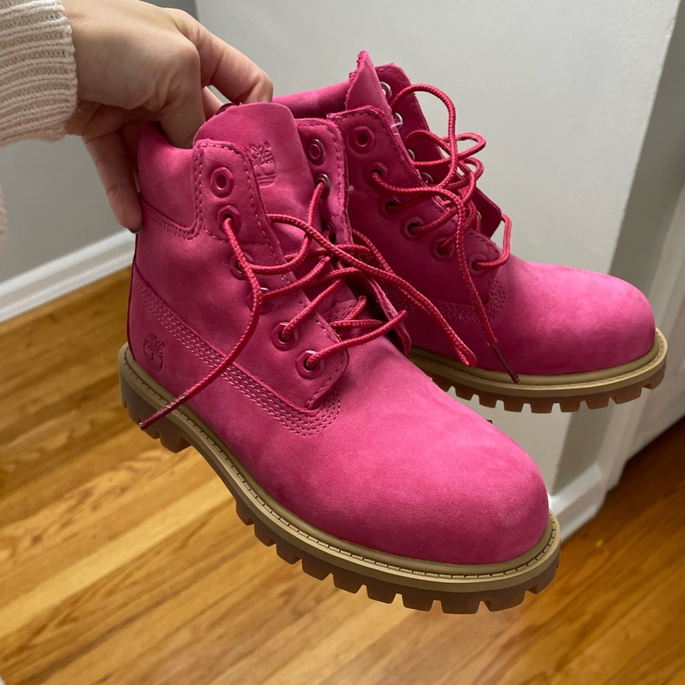 Fuchsia Girls Timberlands